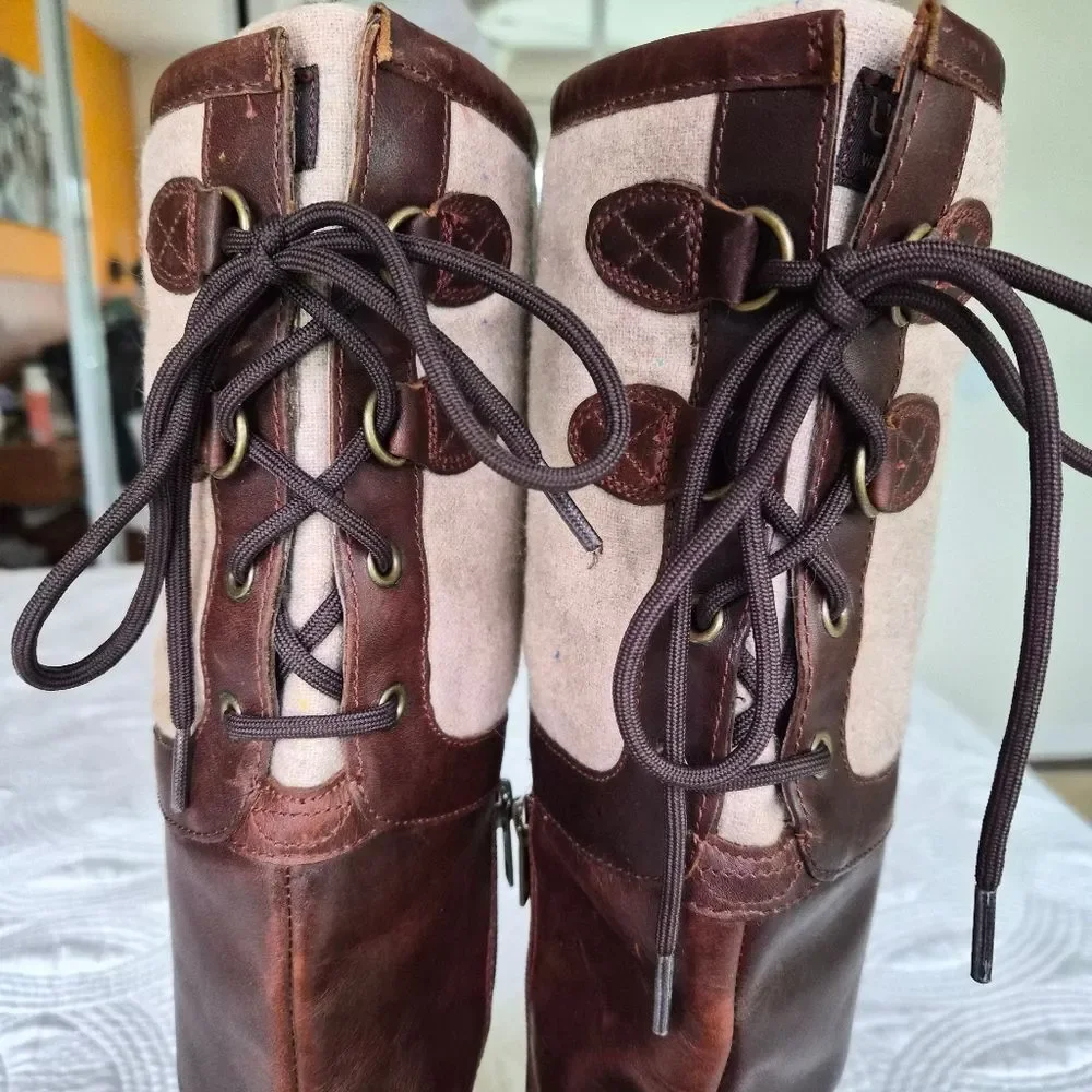 VGUC UGG Elsa Tall Leather Boot Brown Cream size 8